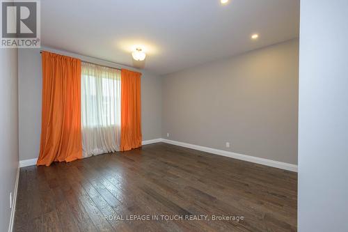 57A Maplewood Parkway, Oro-Medonte, ON - Indoor Photo Showing Other Room