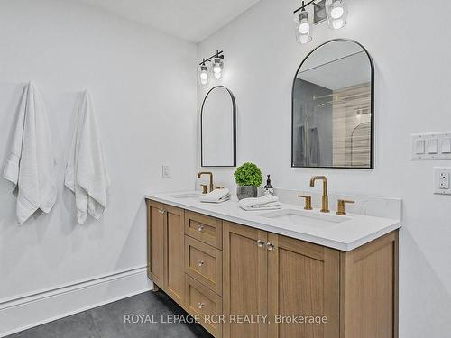 88 Mill St, Orangeville, ON - Indoor Photo Showing Bathroom