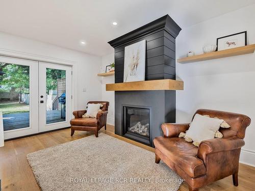 88 Mill St, Orangeville, ON - Indoor Photo Showing Living Room With Fireplace