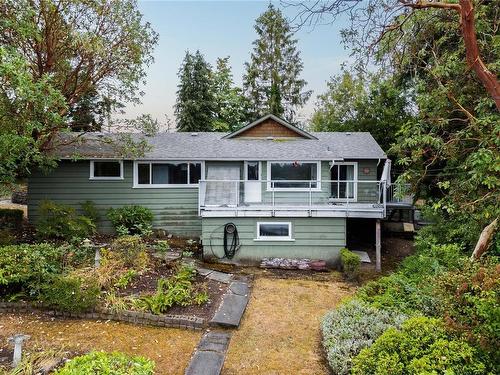 976 Westing Rd, Saanich, BC 