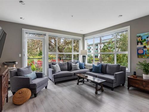 205-1460 Pandora Ave, Victoria, BC - Indoor Photo Showing Living Room