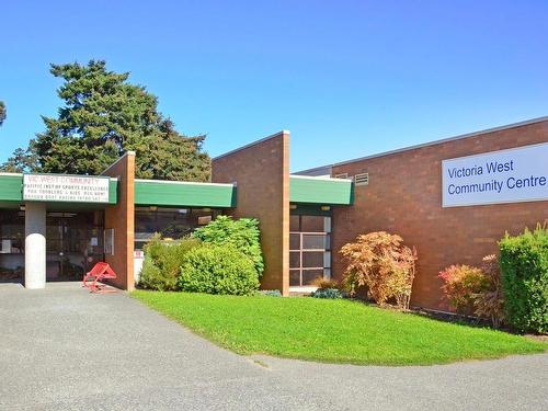 306-356 Gorge Rd East, Victoria, BC 