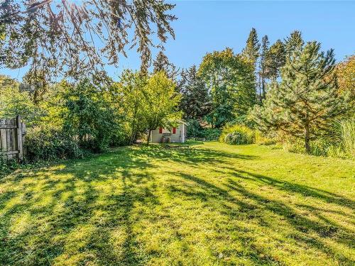 7827 Plover Rd North, Lantzville, BC 