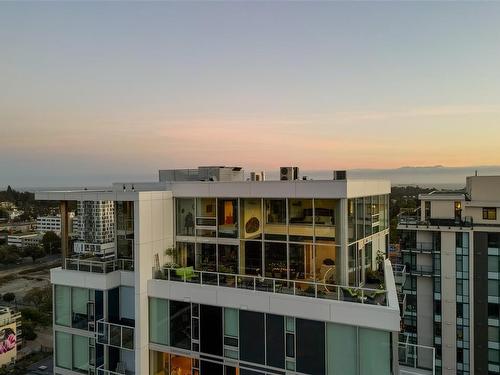 1702-989 Johnson St, Victoria, BC - Outdoor With View