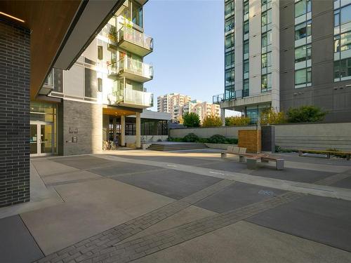 1702-989 Johnson St, Victoria, BC - Outdoor