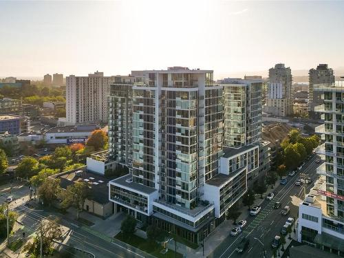 1702-989 Johnson St, Victoria, BC - Outdoor With View