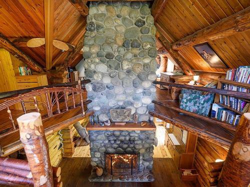 740 Glenacre Road, Kamloops, BC - Indoor Photo Showing Other Room With Fireplace