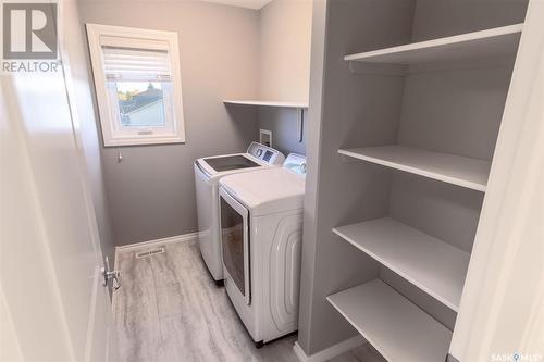 1309 Kingbird Road, Regina, SK - Indoor Photo Showing Laundry Room