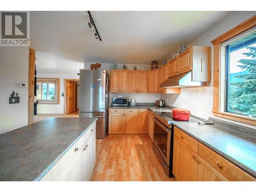 9109 Mackie Drive, Coldstream, BC - Indoor Photo Showing Kitchen With Double Sink