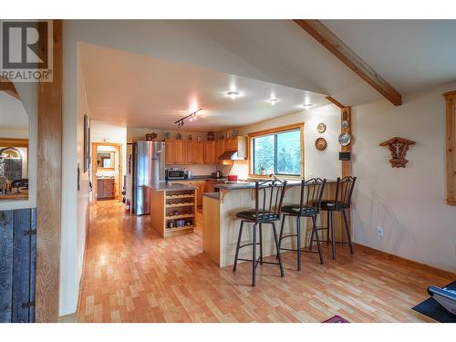 9109 Mackie Drive, Coldstream, BC - Indoor Photo Showing Other Room