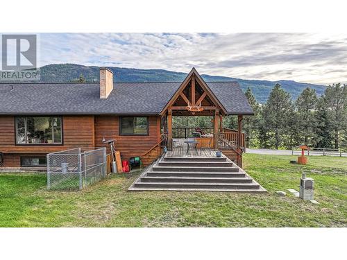 9109 Mackie Drive, Coldstream, BC - Outdoor