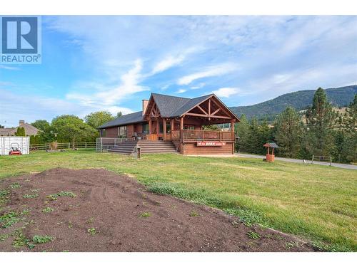 9109 Mackie Drive, Coldstream, BC - Outdoor