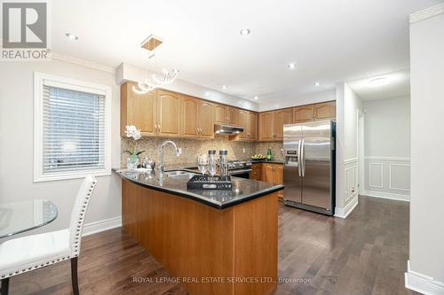 2450 Nichols Drive S, Oakville, ON - Indoor Photo Showing Kitchen With Double Sink