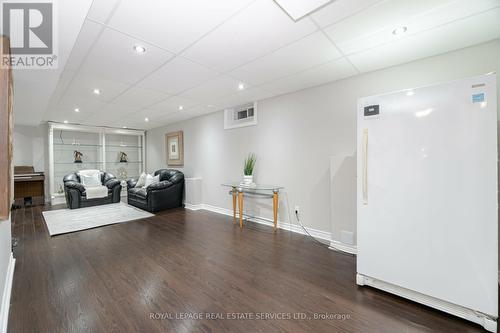 2450 Nichols Drive S, Oakville, ON - Indoor