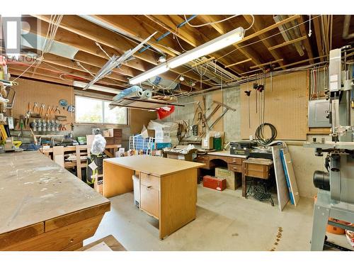 718 Hazell Road, Kelowna, BC - Indoor Photo Showing Basement