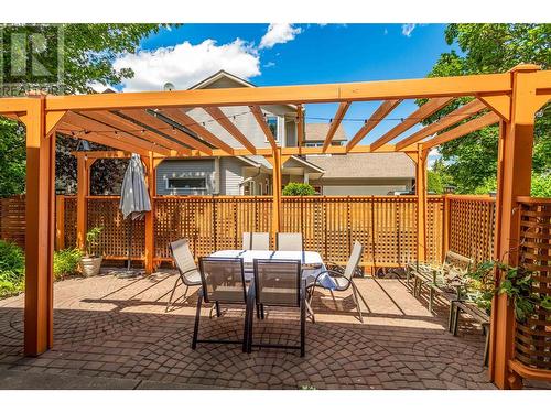 718 Hazell Road, Kelowna, BC - Outdoor With Deck Patio Veranda