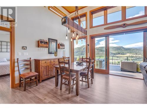 13710 Summergate Drive, Summerland, BC - Indoor Photo Showing Dining Room