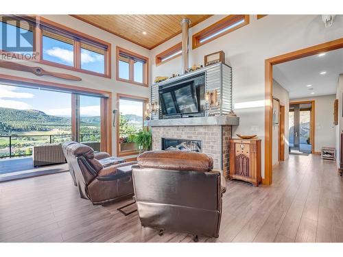 13710 Summergate Drive, Summerland, BC - Indoor Photo Showing Living Room With Fireplace