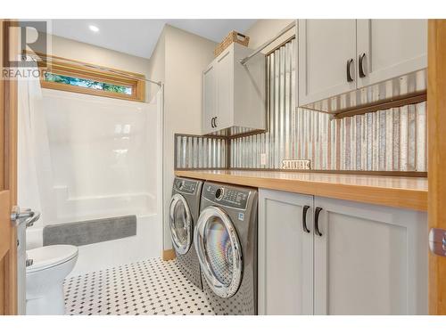 13710 Summergate Drive, Summerland, BC - Indoor Photo Showing Laundry Room