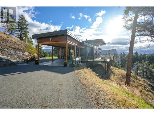 13710 Summergate Drive, Summerland, BC - Outdoor