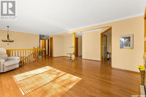 75 Krivel Crescent, Regina, SK - Indoor Photo Showing Living Room