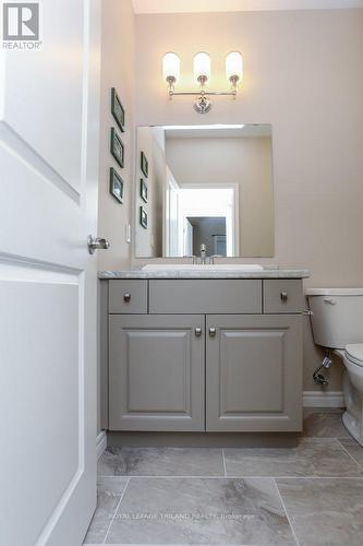 23 - 234 Peach Tree Boulevard, St. Thomas, ON - Indoor Photo Showing Bathroom