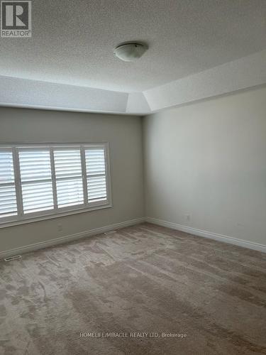 4 Lockton Street, Whitby, ON - Indoor Photo Showing Other Room