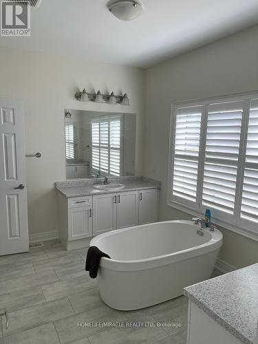 4 Lockton Street, Whitby, ON - Indoor Photo Showing Bathroom