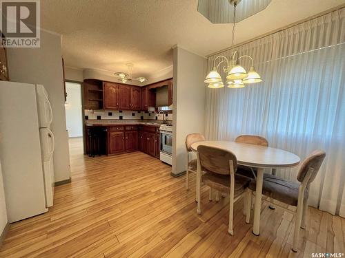 405 Churchill Street, Hudson Bay, SK - Indoor Photo Showing Dining Room