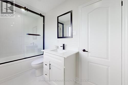 24 Cartwright Avenue, Toronto, ON - Indoor Photo Showing Bathroom