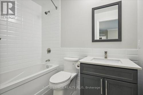 306 - 50 Hall Road, Halton Hills, ON - Indoor Photo Showing Bathroom