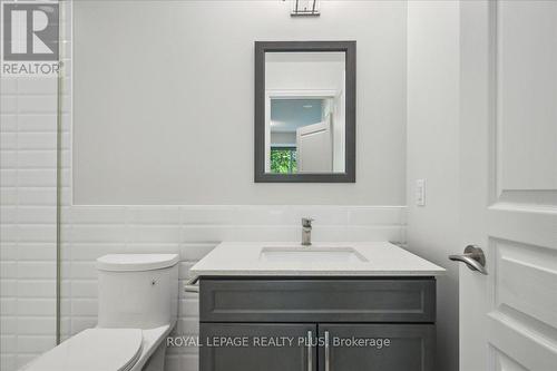 306 - 50 Hall Road, Halton Hills, ON - Indoor Photo Showing Bathroom