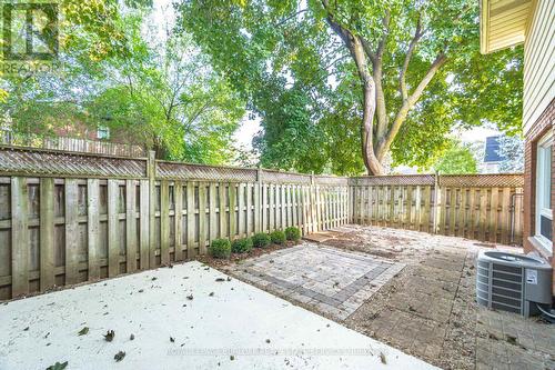 1 - 1116 Homewood Drive, Burlington, ON - Outdoor