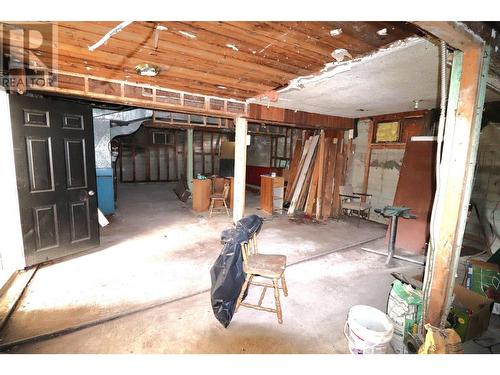 608 7Th  Avenue, Castlegar, BC - Indoor Photo Showing Basement