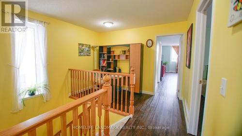 136 Hay Crescent, Cambridge, ON - Indoor Photo Showing Other Room