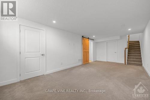 653 Putney Crescent, Ottawa, ON - Indoor Photo Showing Other Room