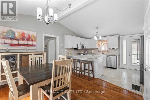 9 Simeon Street, Prince Edward County (Picton), ON - Indoor Photo Showing Dining Room