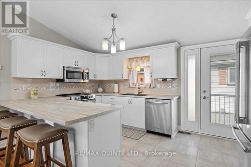 9 Simeon Street, Prince Edward County (Picton), ON - Indoor Photo Showing Kitchen