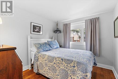 9 Simeon Street, Prince Edward County (Picton), ON - Indoor Photo Showing Bedroom