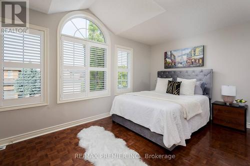 71 Sgotto Boulevard, Vaughan, ON - Indoor Photo Showing Bedroom