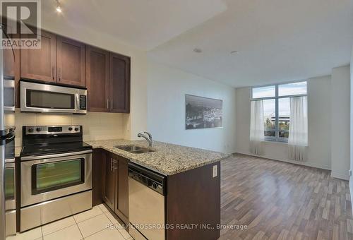 302 - 9245 Jane Street, Vaughan, ON - Indoor Photo Showing Kitchen With Double Sink