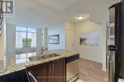 302 - 9245 Jane Street, Vaughan, ON - Indoor Photo Showing Kitchen With Double Sink