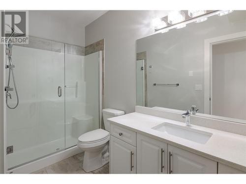 1250 Monte Vista Avenue, Kelowna, BC - Indoor Photo Showing Bathroom