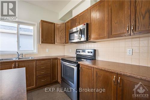 260 Opale Street, Clarence-Rockland, ON - Indoor Photo Showing Kitchen With Stainless Steel Kitchen With Double Sink