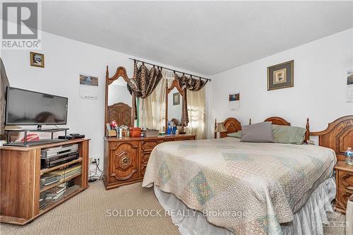 186 Du Grand Bois Avenue, Ottawa, ON - Indoor Photo Showing Bedroom