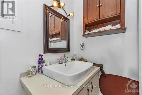 186 Du Grand Bois Avenue, Ottawa, ON - Indoor Photo Showing Bathroom