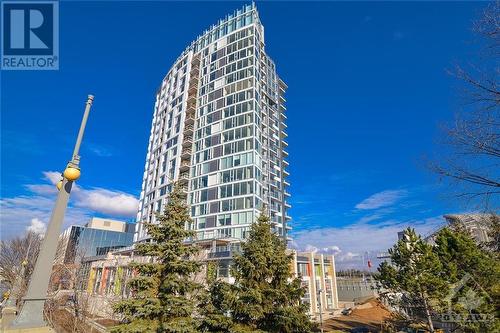 1035 Bank Street Unit#802, Ottawa, ON - Outdoor With Facade