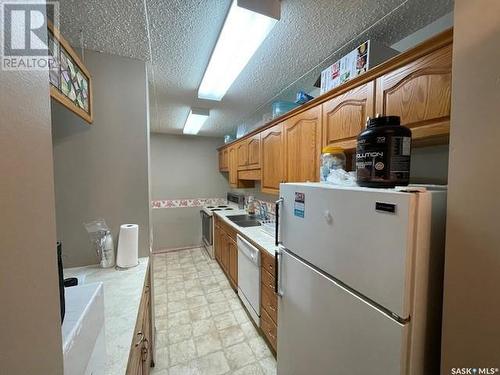 316 4045 Rae Street, Regina, SK - Indoor Photo Showing Kitchen