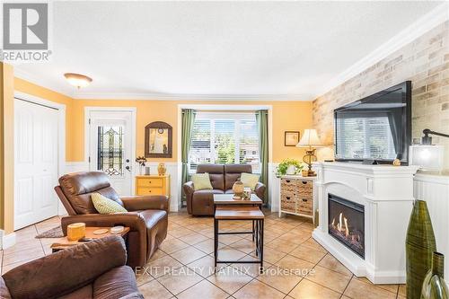 627 Spence Avenue, Hawkesbury, ON - Indoor Photo Showing Living Room With Fireplace