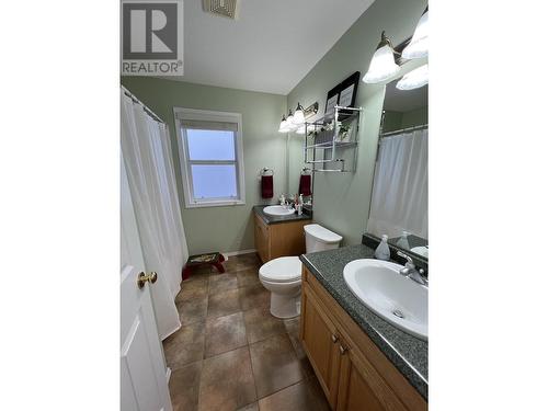 5615 Angus Court, Fort Nelson, BC - Indoor Photo Showing Bathroom